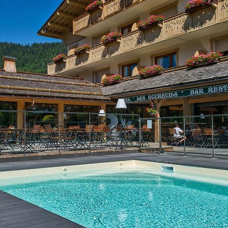 Hotel-Chalet Les Ecureuils Restaurant, Piscine, Garage Le Grand-Bornand Buitenkant foto