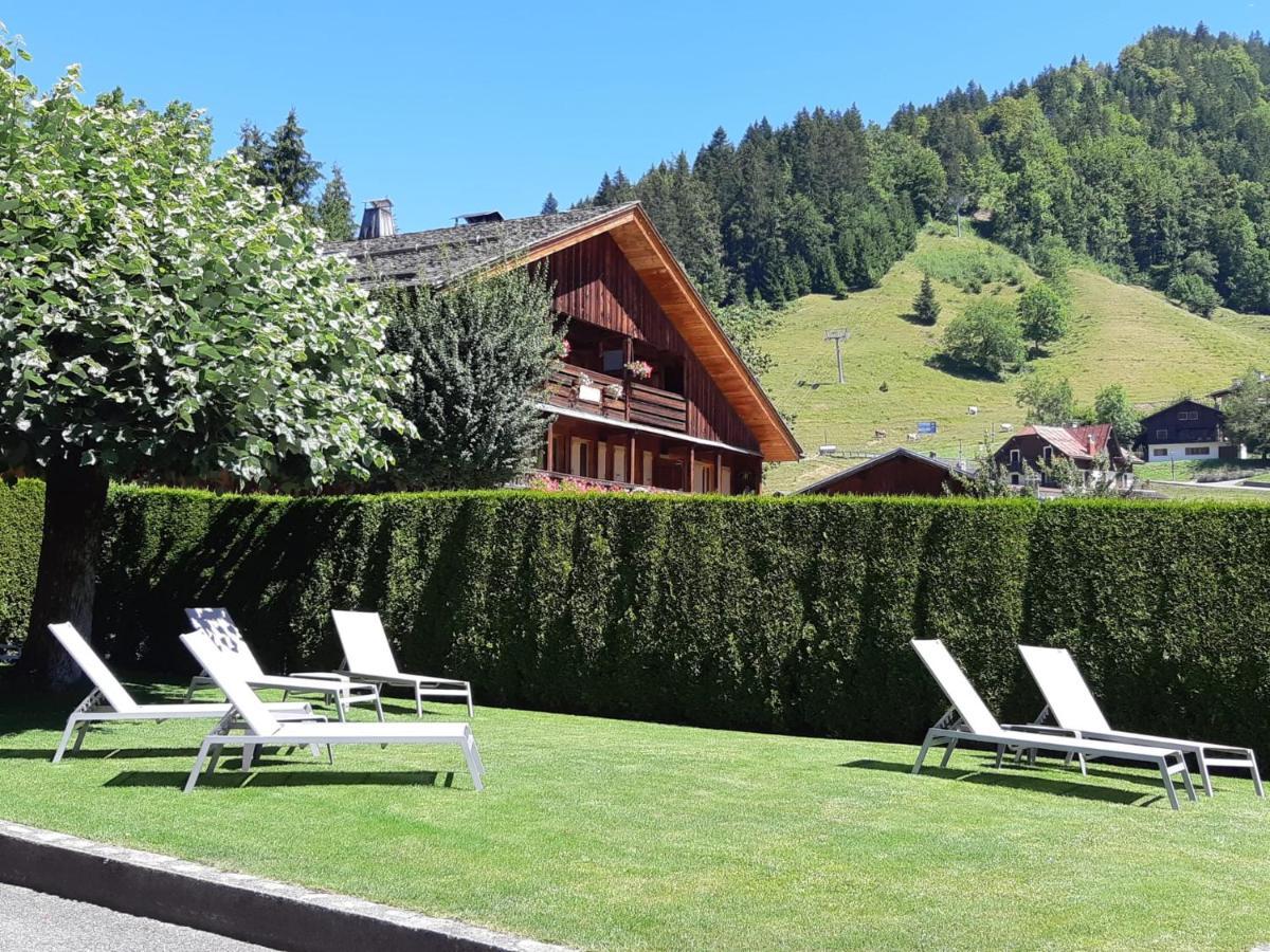 Hotel-Chalet Les Ecureuils Restaurant, Piscine, Garage Le Grand-Bornand Buitenkant foto