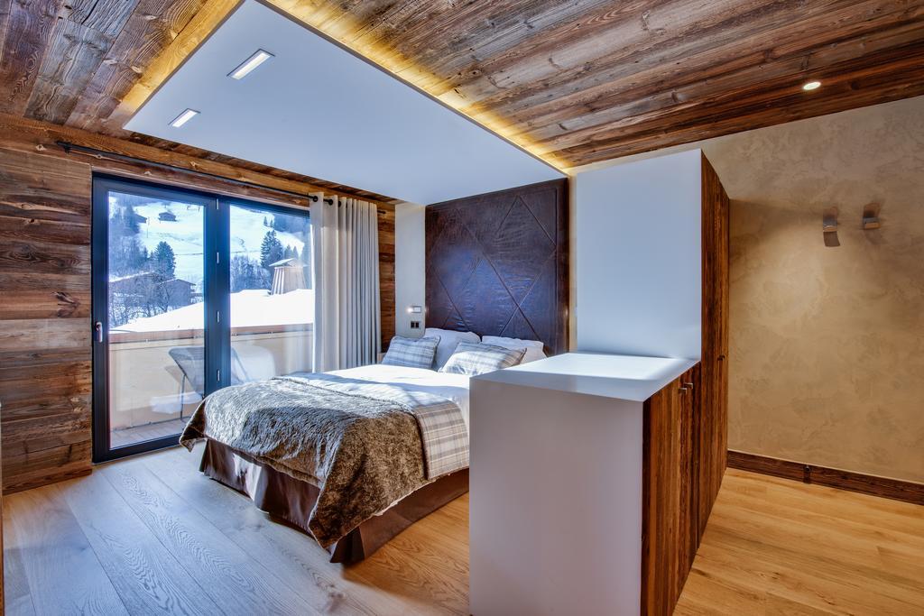 Hotel-Chalet Les Ecureuils Restaurant, Piscine, Garage Le Grand-Bornand Buitenkant foto