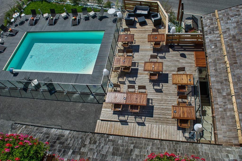 Hotel-Chalet Les Ecureuils Restaurant, Piscine, Garage Le Grand-Bornand Buitenkant foto