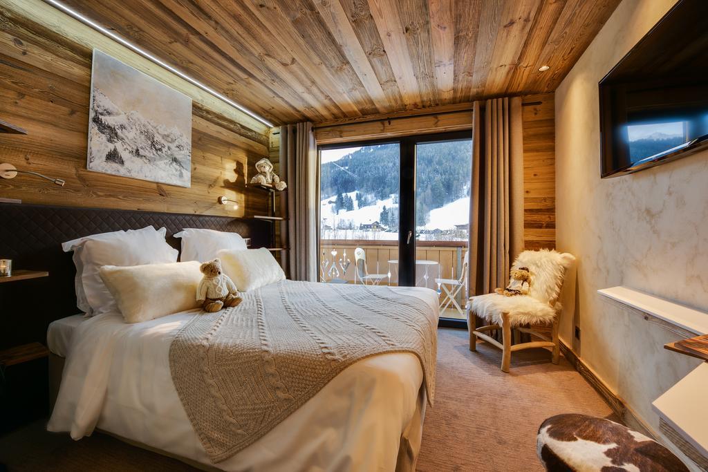 Hotel-Chalet Les Ecureuils Restaurant, Piscine, Garage Le Grand-Bornand Buitenkant foto