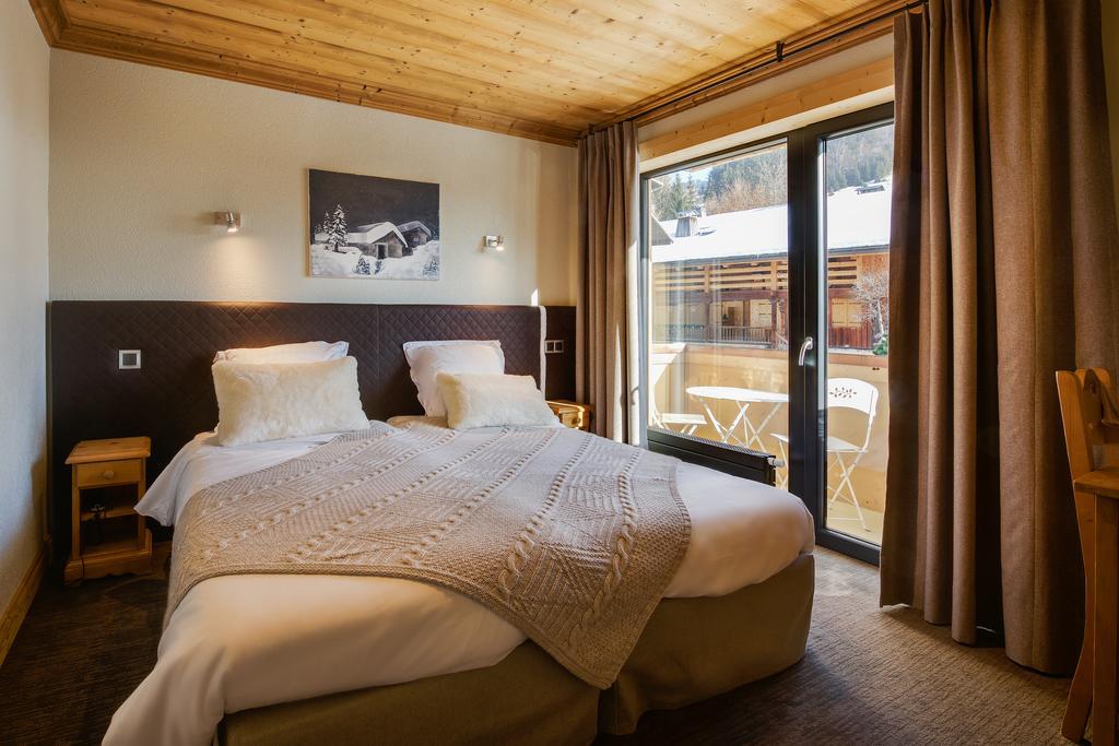 Hotel-Chalet Les Ecureuils Restaurant, Piscine, Garage Le Grand-Bornand Buitenkant foto